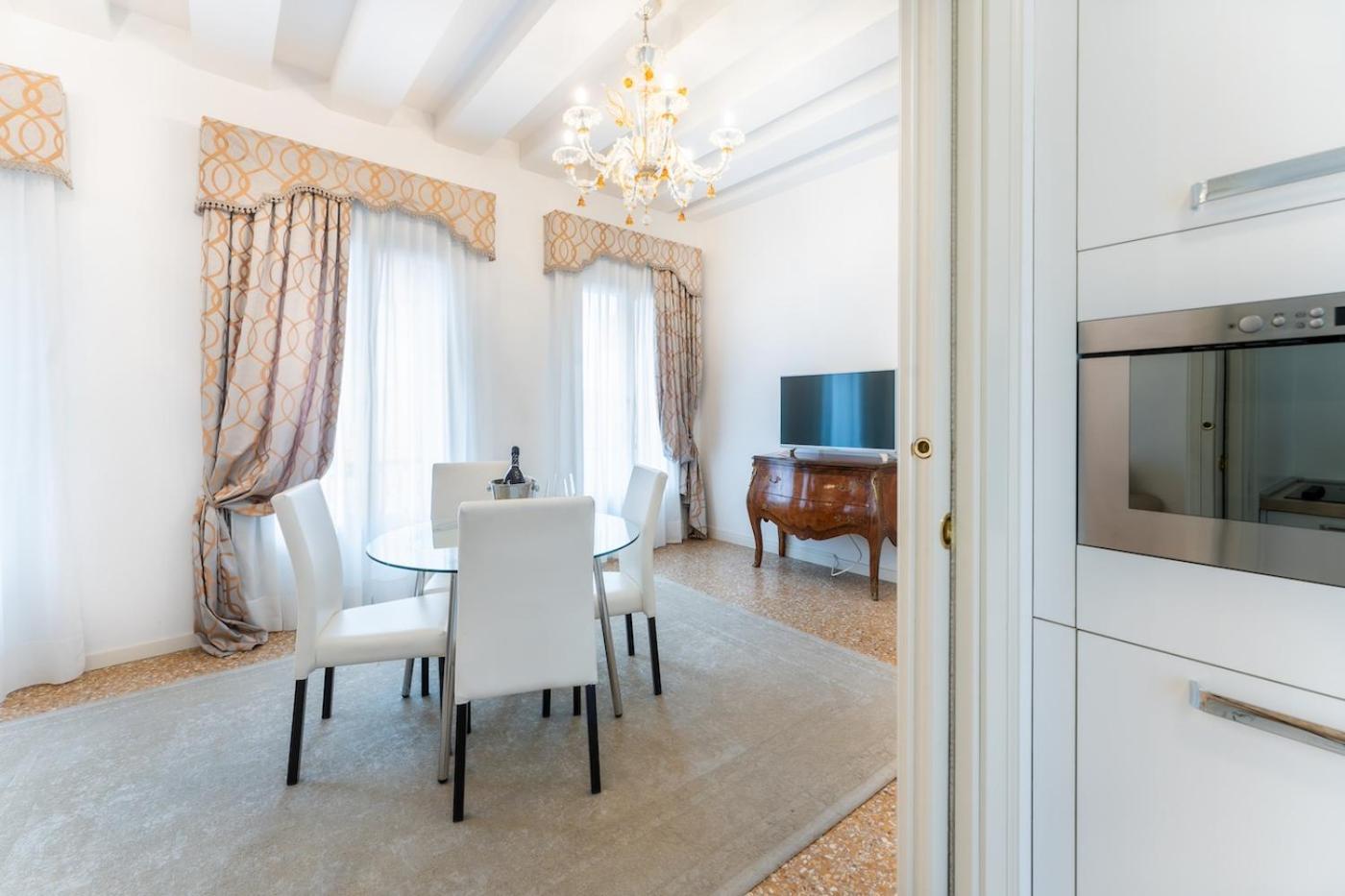 San Teodoro Palace - Luxury Apartments Venedik Dış mekan fotoğraf